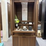 上質な木材を用いた温かみのある仏壇です。宇都宮市・しんえい堂